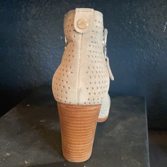 Rag and bone suede perforated ankle boot - Picture 4 of 5